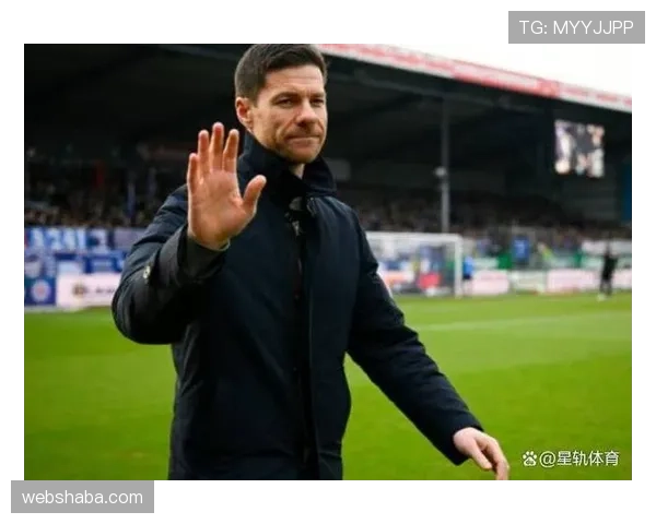 哈维执教引发主帅热议，皇马“暴风”时期豪门动荡背后的格局变化