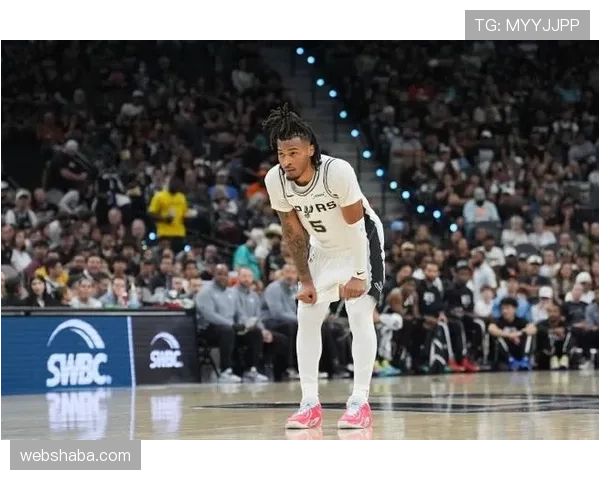 斯蒂芬·卡斯尔无球跑动提升三分命中率明显区分角色定位