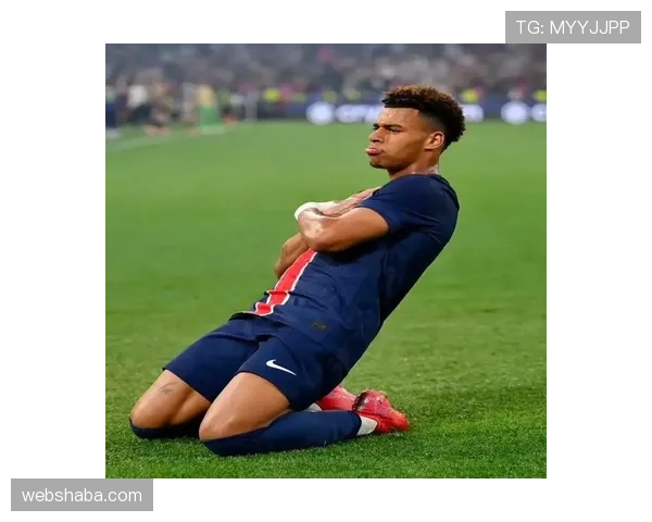 登贝莱vs阿什拉夫：速度对抗与边路博弈解析